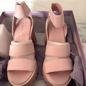 Never worn madden pink platform sandals